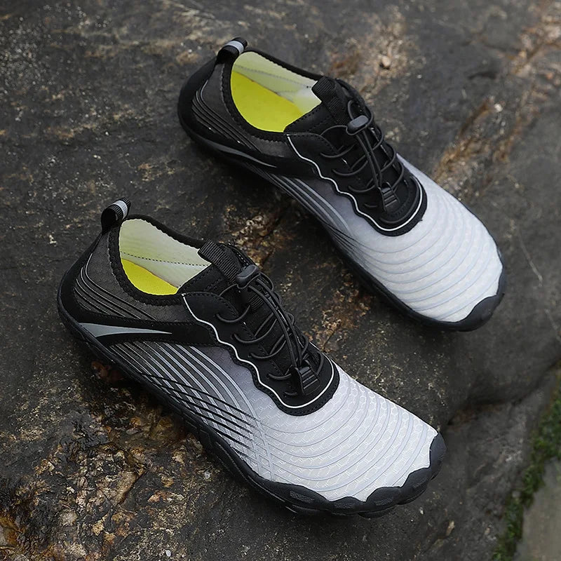 MCROONS outdoor water shoes fit detail