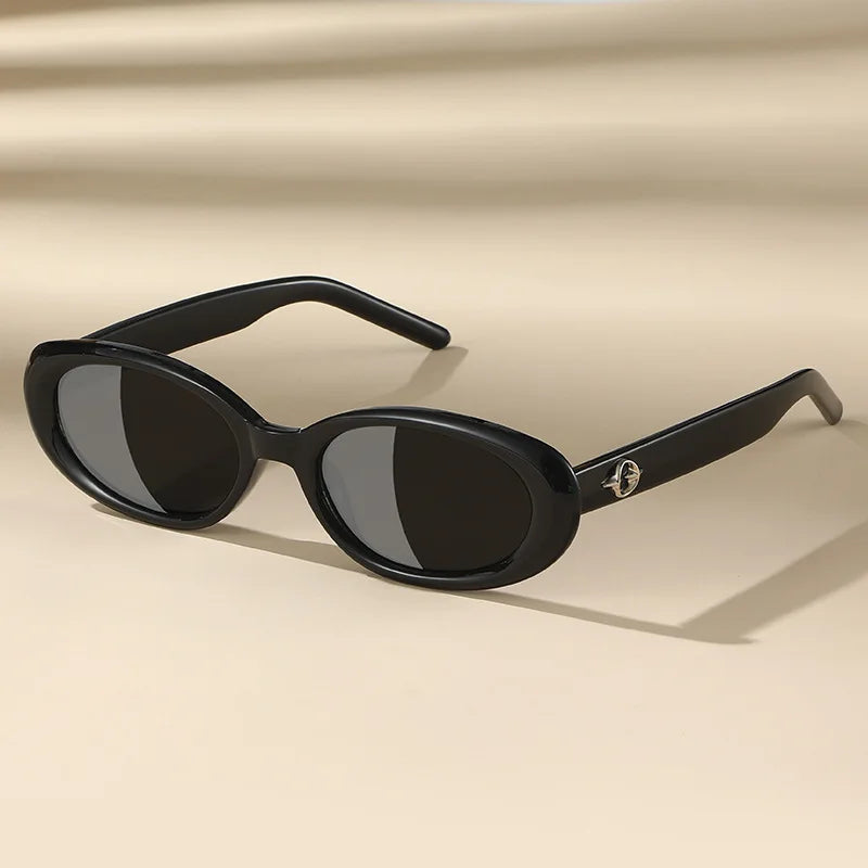MCROONS Retro Small Frame Sunglasses - Black